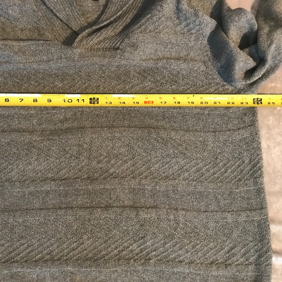 MARC ANTHONY V-NECK PULLOVER SWEATER - Picture 7 of 8